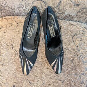 NWT J Renee Ornate Vintage Sunburst Heels SZ 7.5